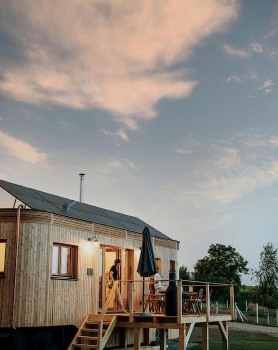 Wohnwagon Paul - Autarkie Erleben! - Tiny House Villa Oberschneiding Dış mekan fotoğraf
