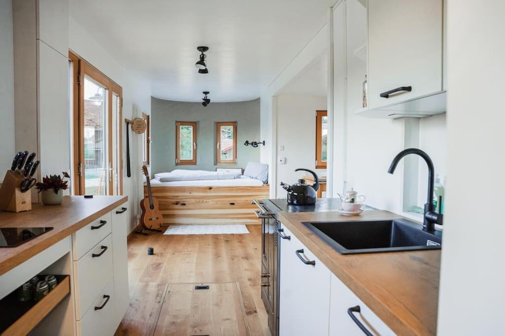 Wohnwagon Paul - Autarkie Erleben! - Tiny House Villa Oberschneiding Dış mekan fotoğraf